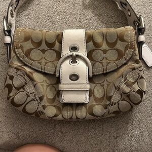 buying credit cards on dark web